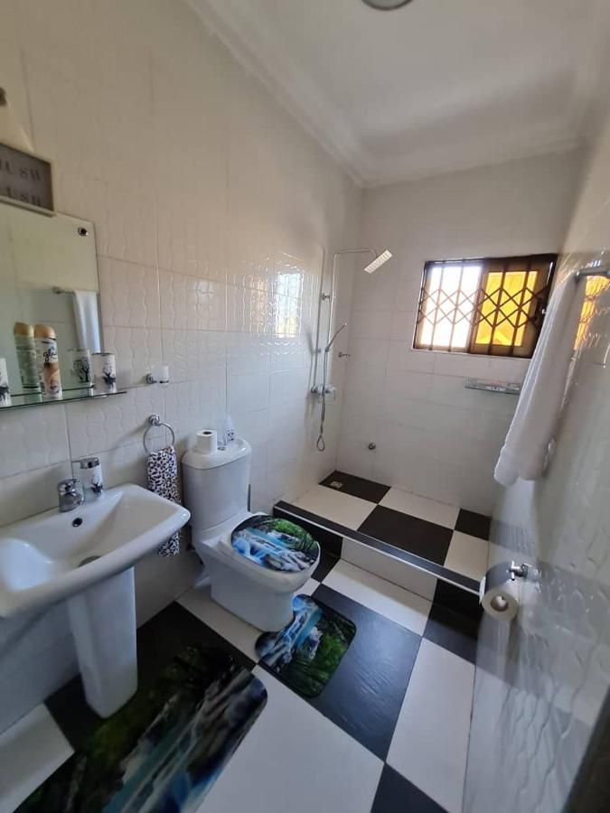 Nesta Barron -Home Away From Home North Legon Dış mekan fotoğraf